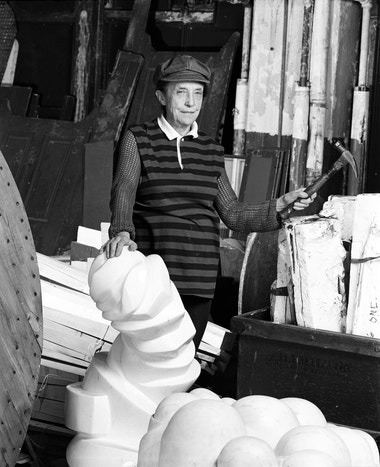  Sochařka Louise Bourgeois a její šokující svět vytesaný do mramoru a odlitý do latexu