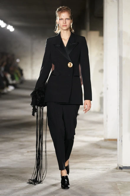 Autor: Courtesy of Dries Van Noten