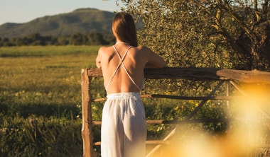 In love in linen: Žádný minimalistický šatník není kompletní bez organického lnu