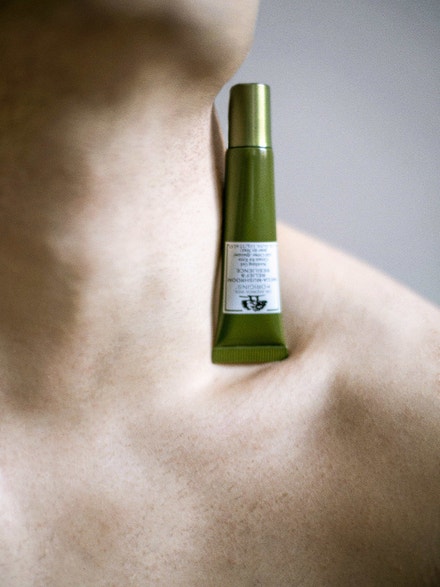 Gel na oční okolí Mega-Mushroom Gel Cream For Eyes, ORIGINS, prodává Sephora, 1260 Kč