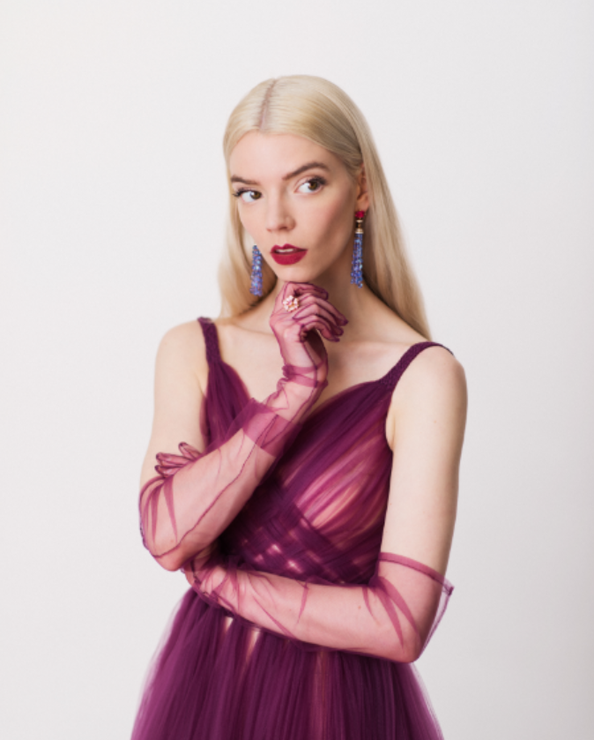 Anya Taylor-Joy se šperky Bulgari, Critics' Choice Awards 2021