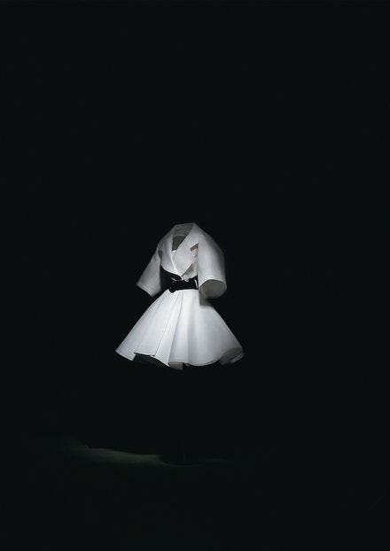 Kabát z haute couture kolekce Rendez-vous d’Amour jaro - léto 1991