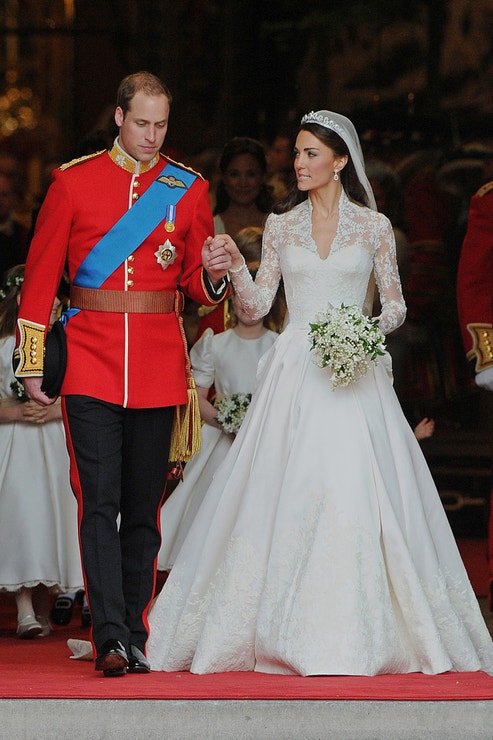 Kate Middleton, šaty Alexander McQueen by Sarah Burton