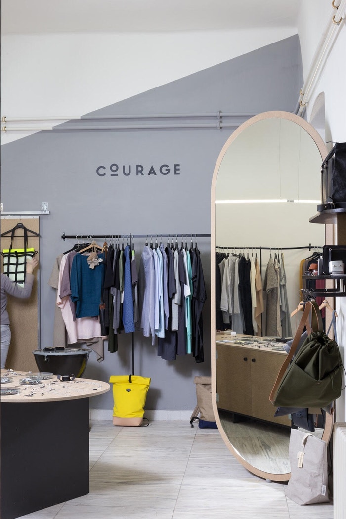 Courage, Soudní 1, Zlín