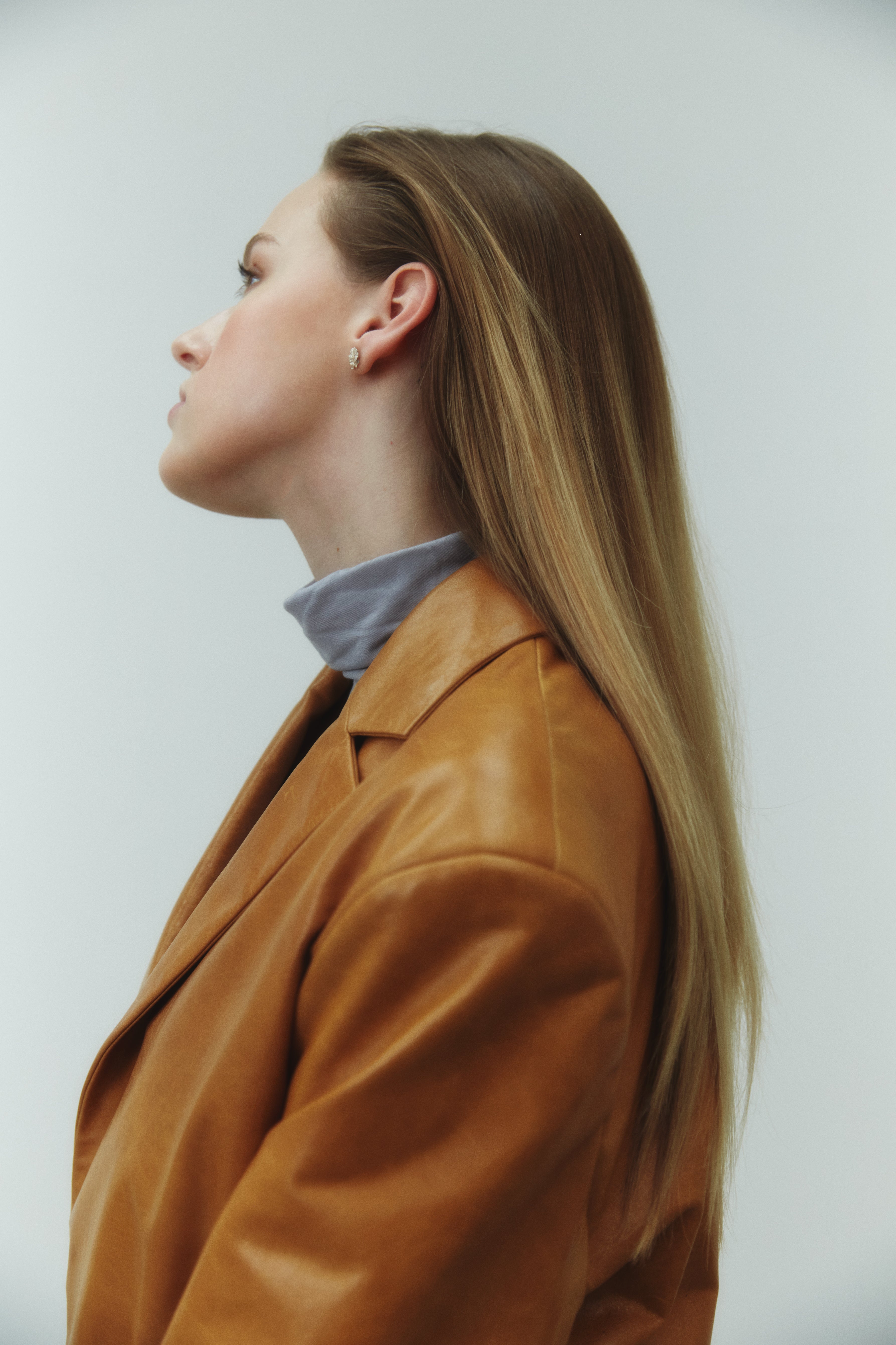 Autor: Alexander Bel Autor: Alexander Bel