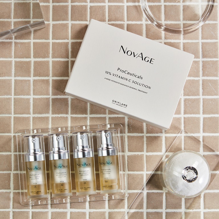 10% roztok s vitaminem C (4 x 7 ml) Oriflame NovAge Proceuticals
