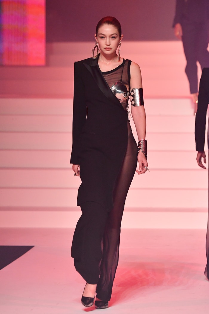 Gigi Hadid na přehlídce Jean Paul Gaultier Haute Couture jaro - léto 2020  Autor: Getty Images