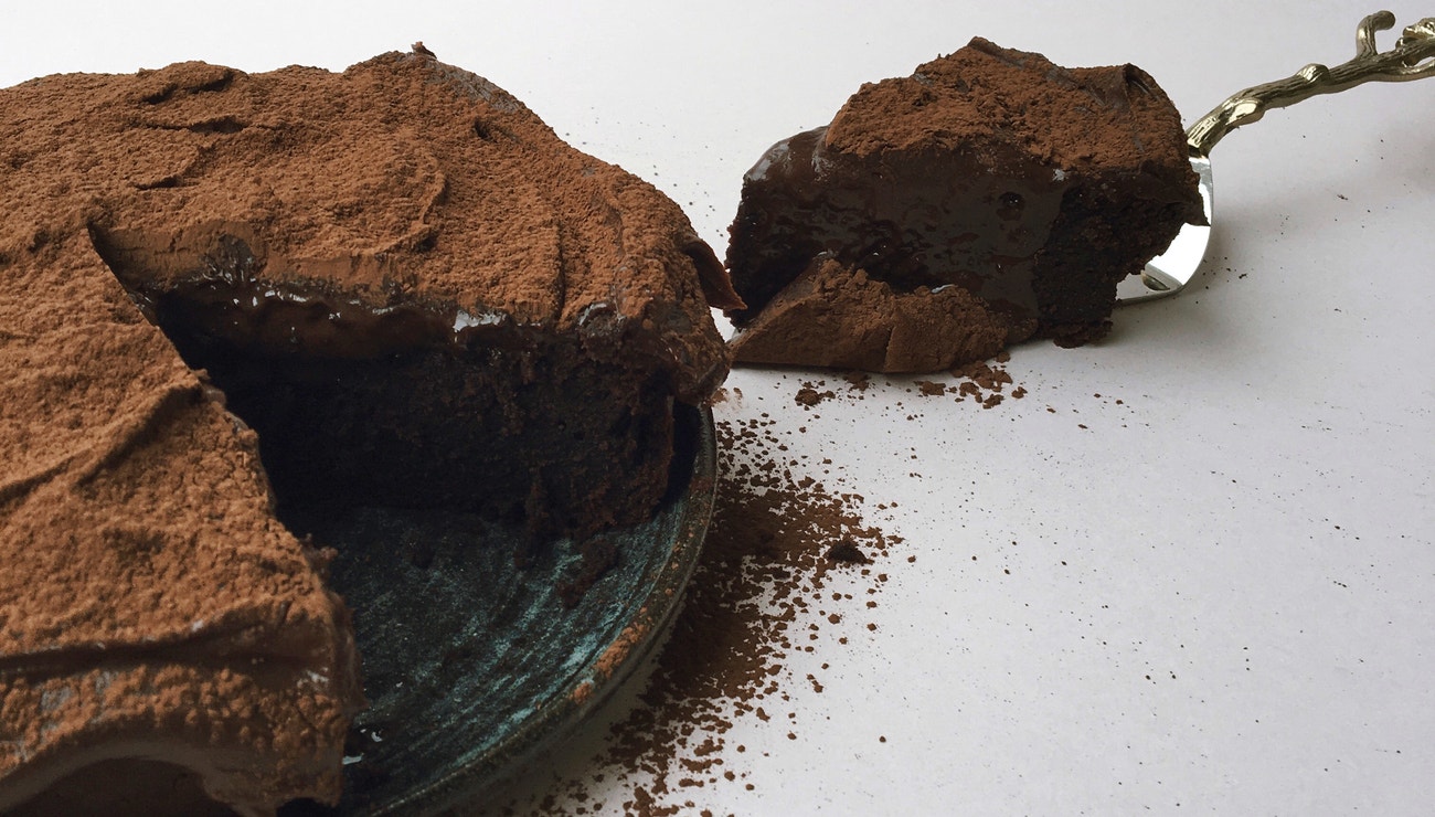 Vogue v kuchyni #26: Čokoládový dort à la GmbH