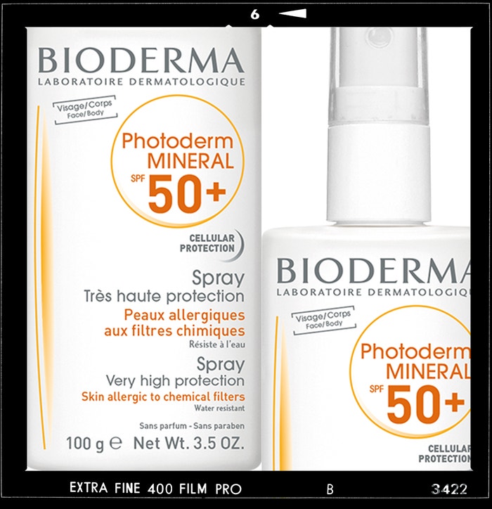 Ochranná péče ve spreji Photoderm Mineral SPF 50+ bez chemických filtrů, BIODERMA, prodává Benu.cz, 549 Kč Autor: Archiv značky
