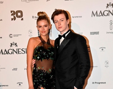 Jubilejní Český lev 2023: Vítězové a další celebrity na červeném koberci