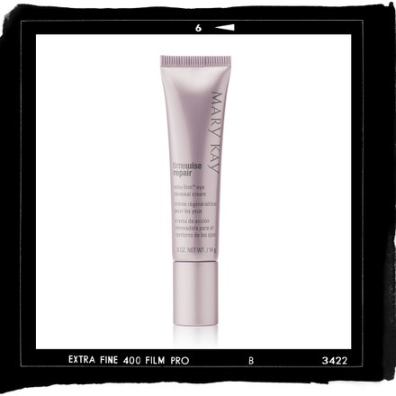 Regenerační oční krém TimeWise Repair™ Volu-Firm™, MARY KAY, k dostání u nezávislých kosmetických poradkyň Mary Kay, 990 Kč