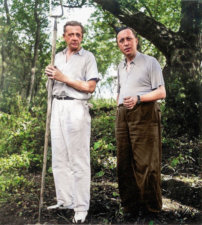 Karel Čapek a Ferdinand Peroutka na Strži na nově kolorovaném snímku z druhé poloviny 30 let minulého století