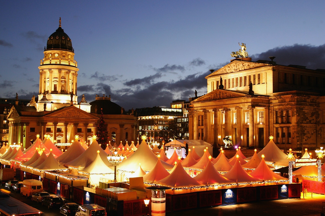 Vánoční trhy Gendarmenmarkt v Berlíně