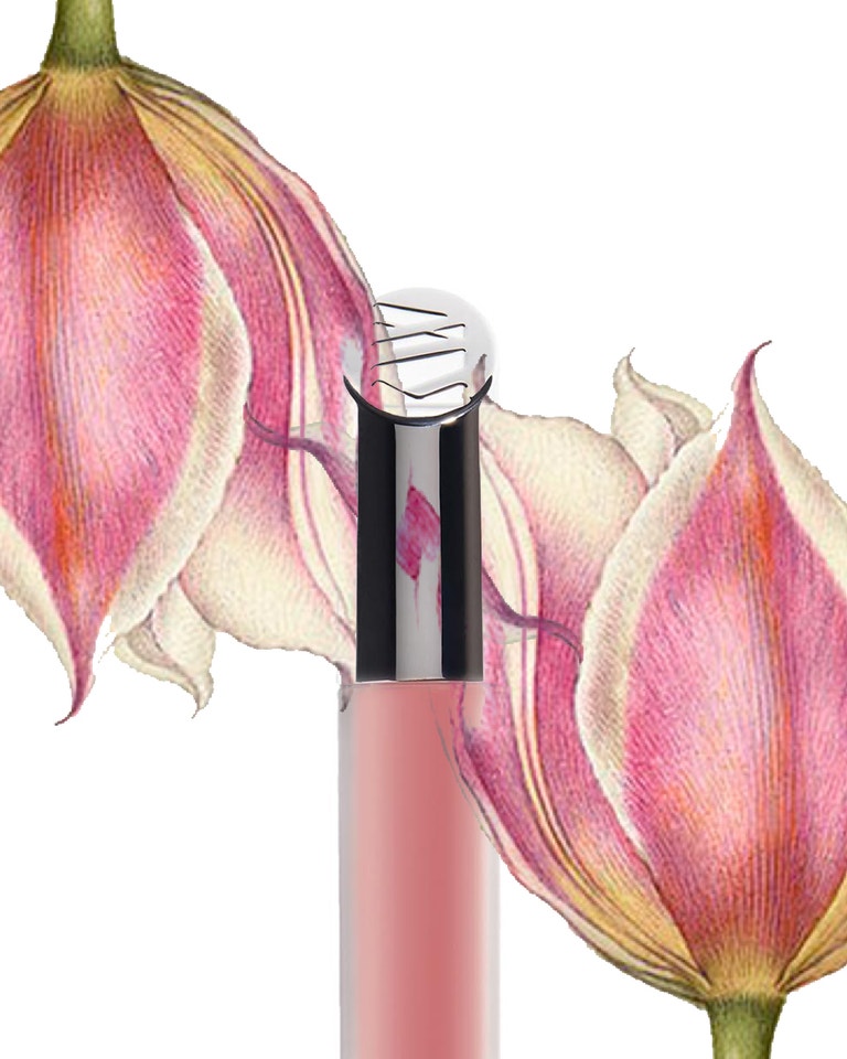 Tekutá rtěnka Matte Naturally v odstínu Blossoming, KJAER WEIS, prodává Líčírna Organics, 850 Kč