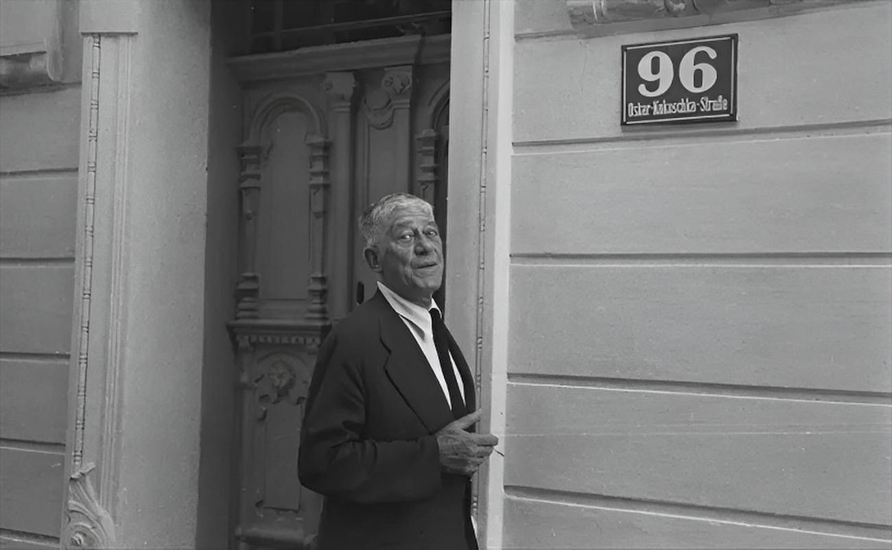 Oskar Kokoschka na Kokoschkově ulici v Pöchlarnu