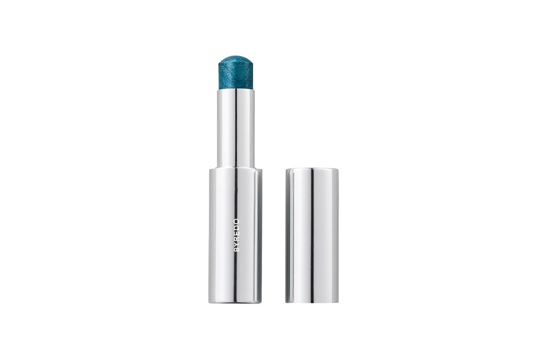 Multifunkční líčidlo Colour Stick v odstínu Kinda Blue, BYREDO, prodává Ingredients, 800 Kč