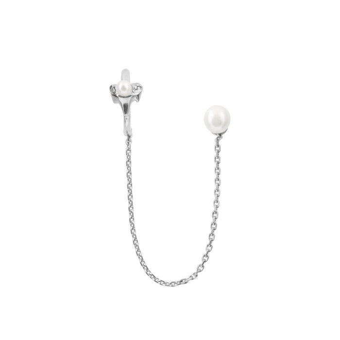 White Gold Ear Cuff, Antipearle, prodává Antipearle, 9 500 Kč Autor: Archiv značky