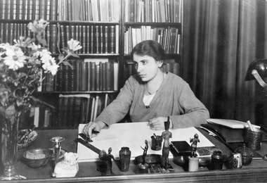 Anna Freud. Odpůrkyně svého otce zaostřila psychoanalýzu na ženu