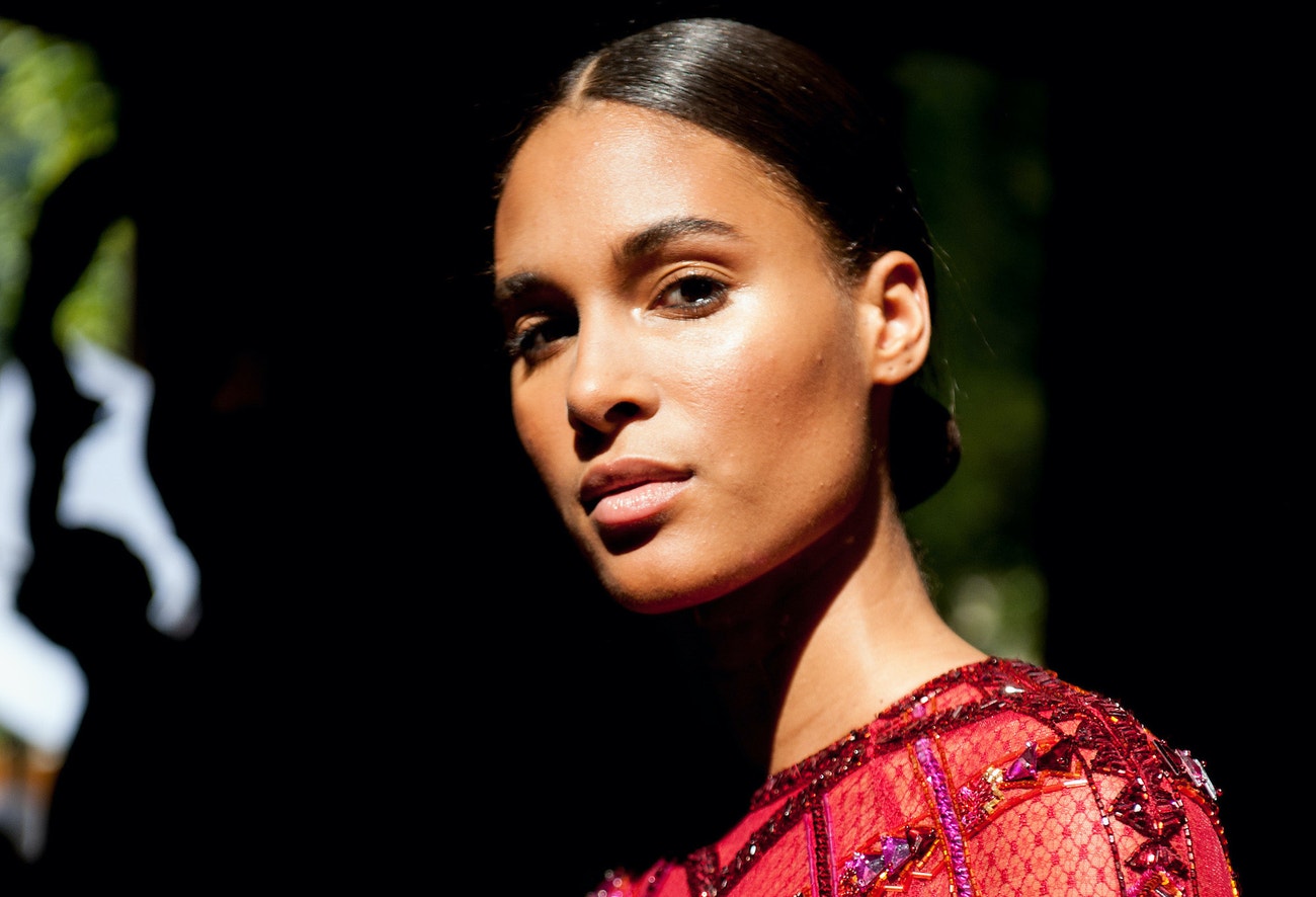 Cindy Bruna v zákulisí přehlídky Zuhair Murad Haute Couture