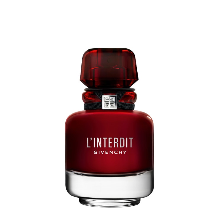 Půvabná a návyková vůně Givenchy L’Interdit Rouge EdP probudí vaše smysly. Odhaluje nečekané kontrasty: krvavý pomeranč, šafrán a listy červených papriček doplňují pomerančový květ, tuberózu, pačuli a vetiver.  Dámská vůně L’Interdit Rouge EdP 80 ml, GIVENCHY, prodává FANN, 3530 Kč.
