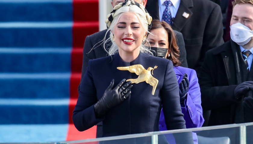 Ikonická brož Lady Gaga je na prodej