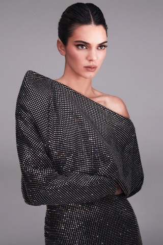 Kendall Jenner dokazuje, že za to stojí, a do životopisu si připisuje roli ambasadorky L'Oréal Paris