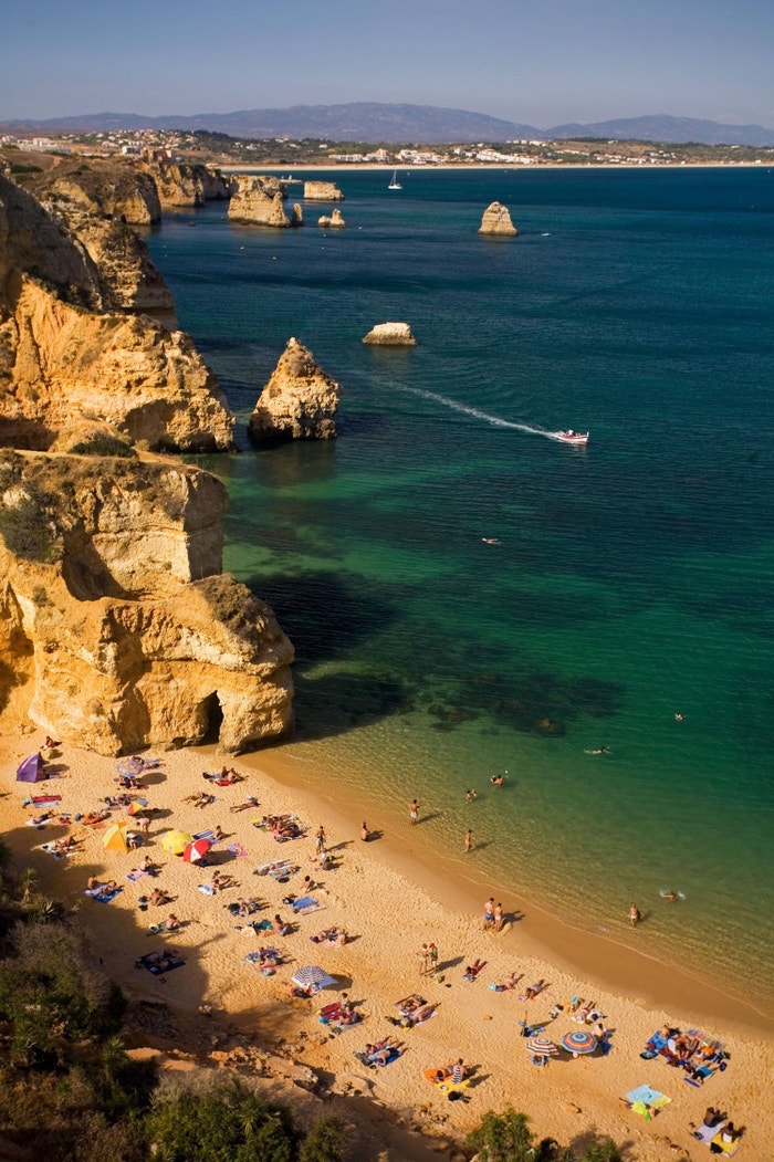 Praia Dona Ana, Algarve, Portugalsko