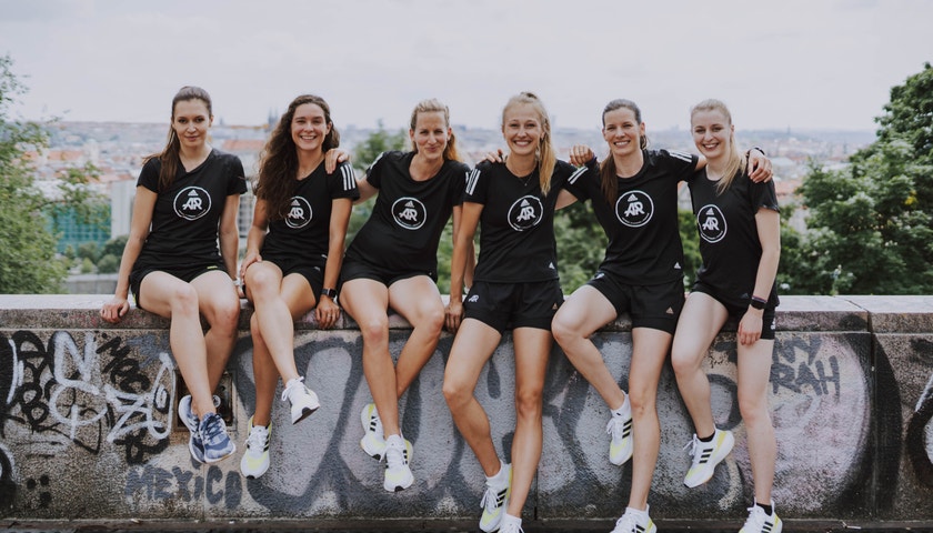 Adidas Runners je běžecká komunita, kde neplatí genderové nerovnosti. Zúčastněte se jejích tréninků zdarma