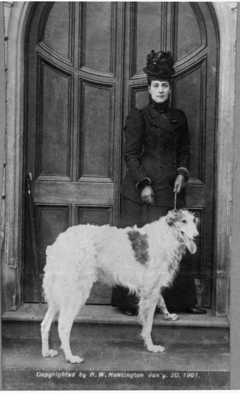 Královna Alexandra Dánská s barzojem Alexem
