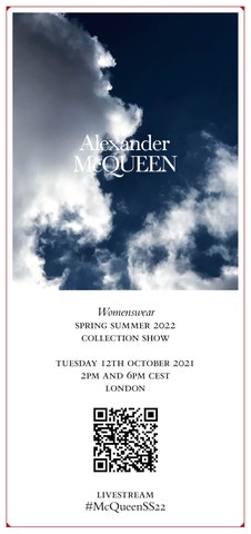 Živě: Alexander McQueen jaro/léto 2022