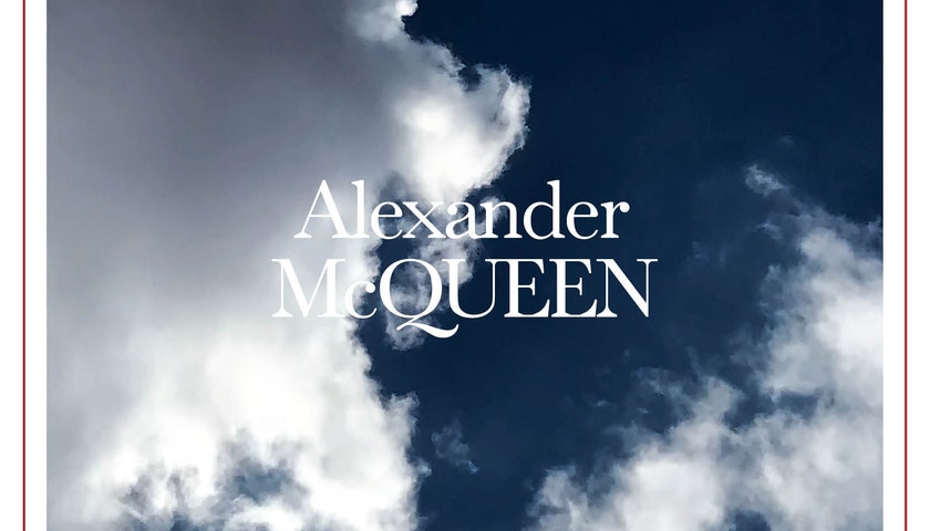 Živě: Alexander McQueen jaro/léto 2022