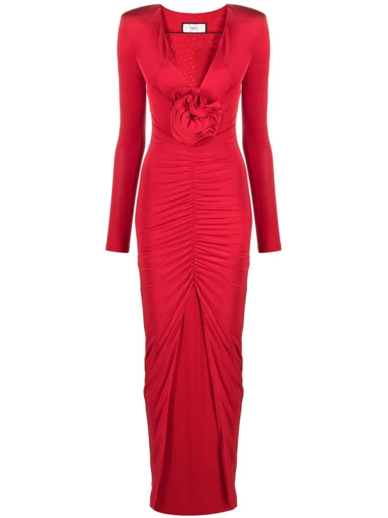 Červené šaty, NISSA, prodává Farfetch, 439 €