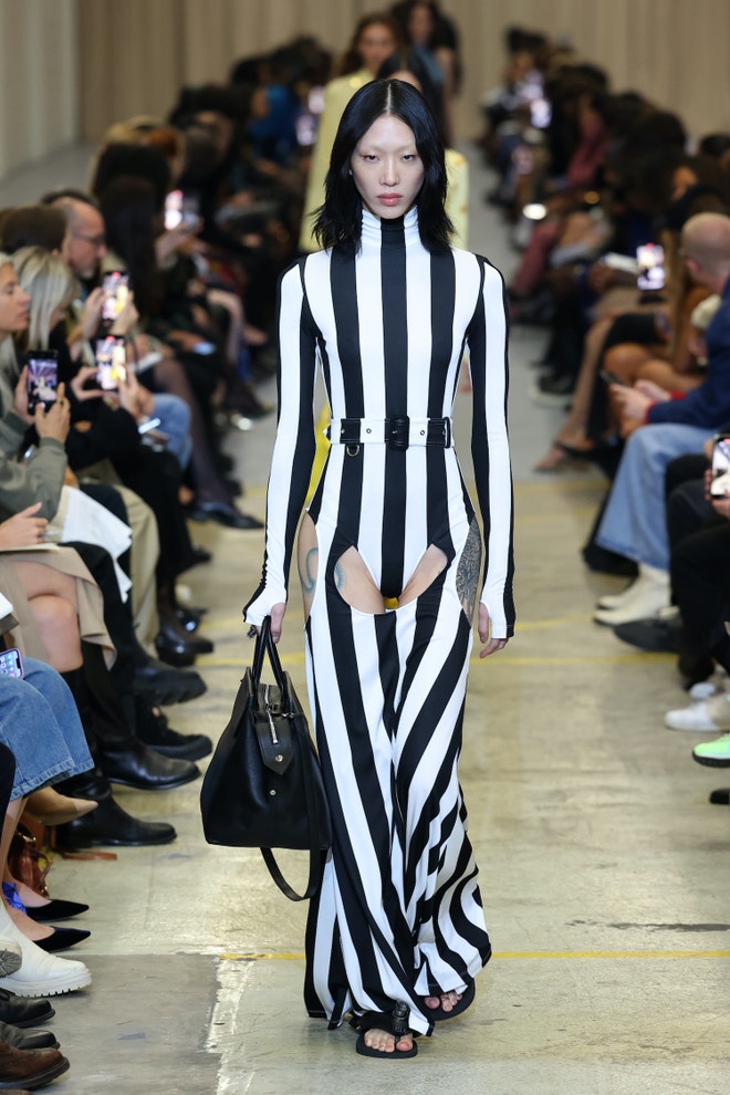 Burberry jaro - léto 2023