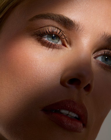 Dlouhé, silné, zdravé. Sérum RevitaLash®, které proměnilo péči o řasy po celém světě Dlouhé, silné, zdravé. Sérum RevitaLash®, které proměnilo péči o řasy po celém světě