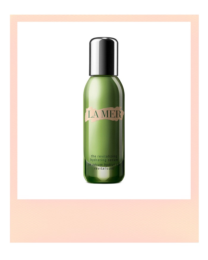 Pleťové sérum The Revitalizing Hydrating Serum, LA MER, prodává Douglas, 5879 Kč Autor: Archiv značky