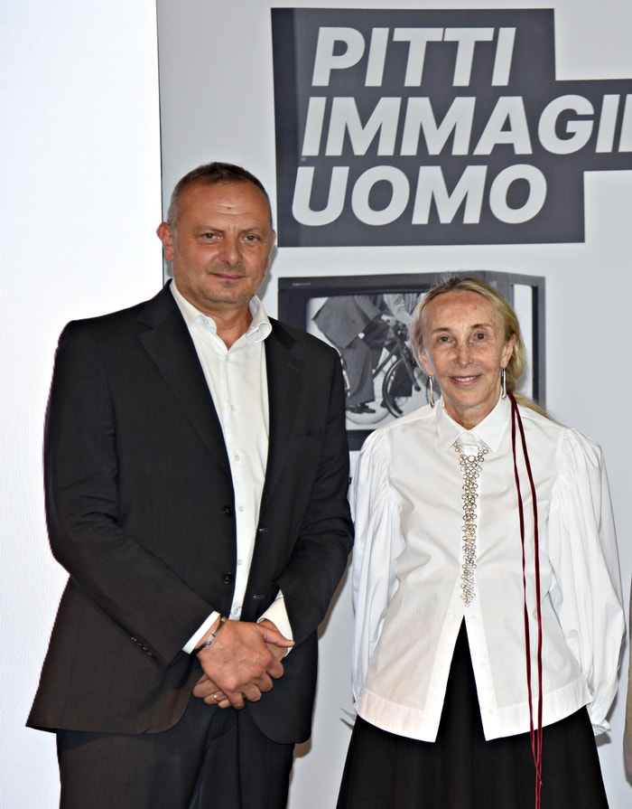 Carla Sozzani na tiskové konferenci k představení výstavy Alaïa and Balenciaga, Sculptors of Shape