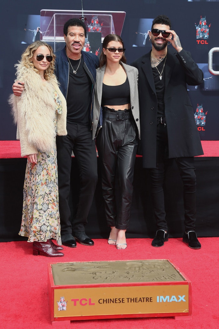Nicole Richie (37), Sofia Richie (21) a Miles Richie (25). S takto sladěnými dětmi se může pyšnit nestárnoucí bouřlivák Lionel Richie. Autor: Getty Images