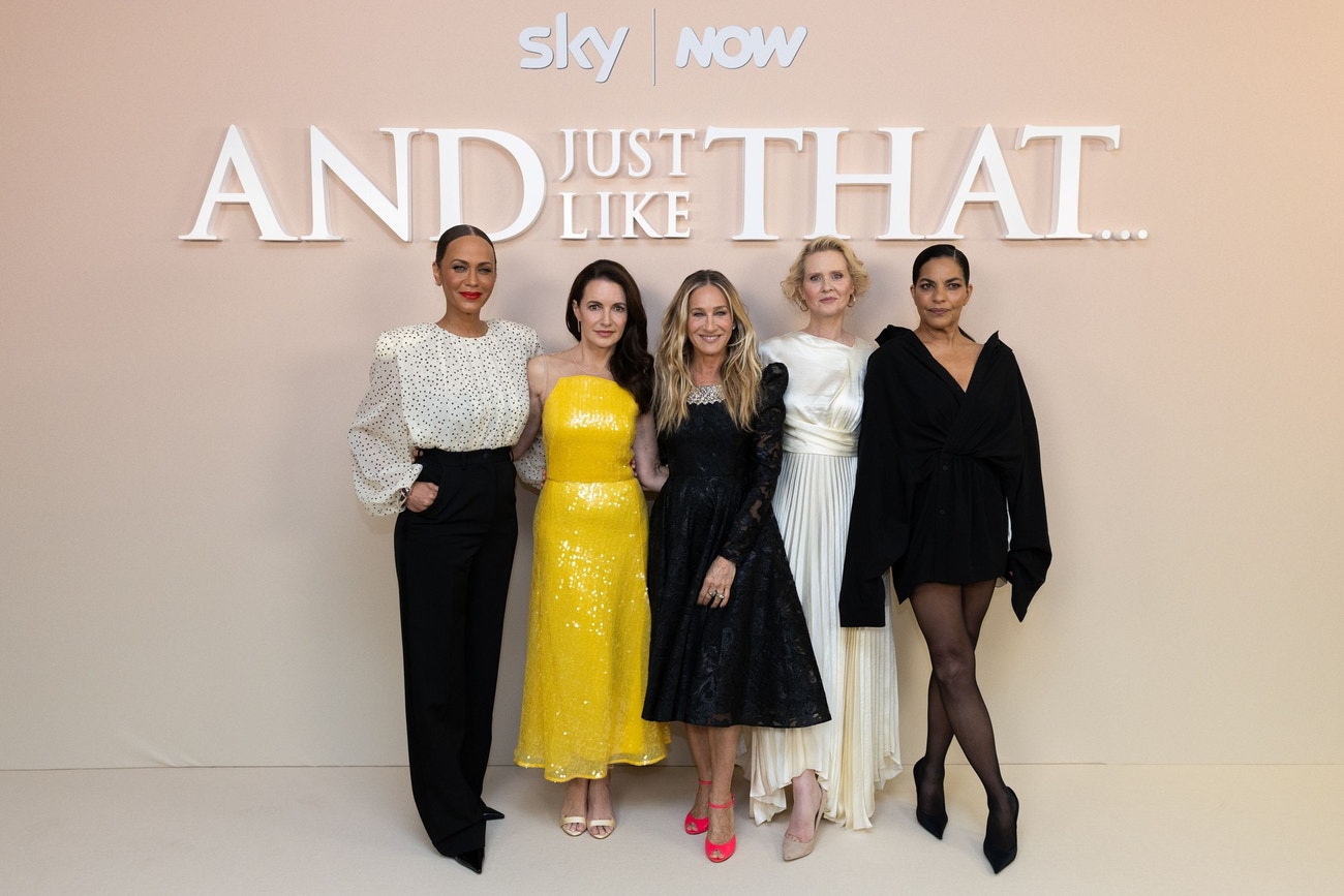 Nicole Ari Parker, Kristin Davis, Sarah Jessica Parker, Cynthia Nixon a Sarita Choudhury v Paříži, 29. května 2025