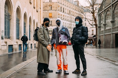 Street style z digitálního fashion weeku v Paříži 