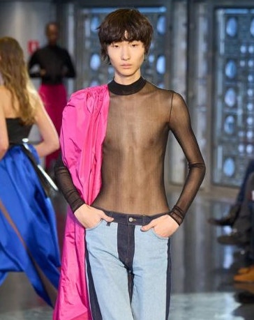 A z čeho to je? Textil se stal dominantním tématem první části pánského fashion weeku v Paříži 