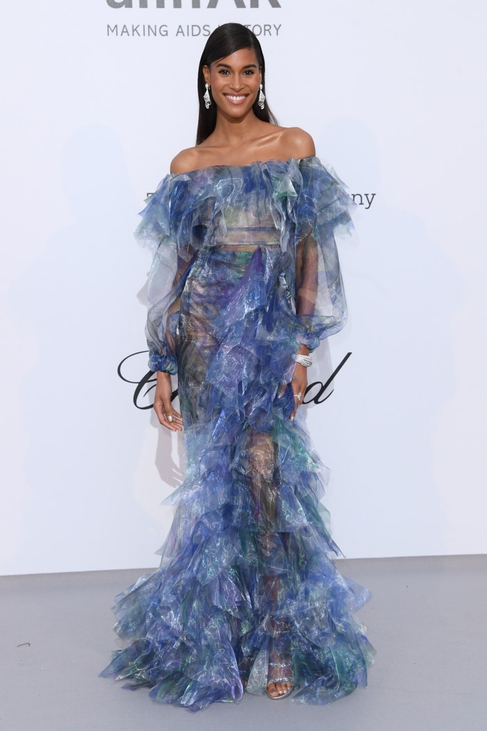 Cindy Bruna v šatech Balmain Autor: Getty Images