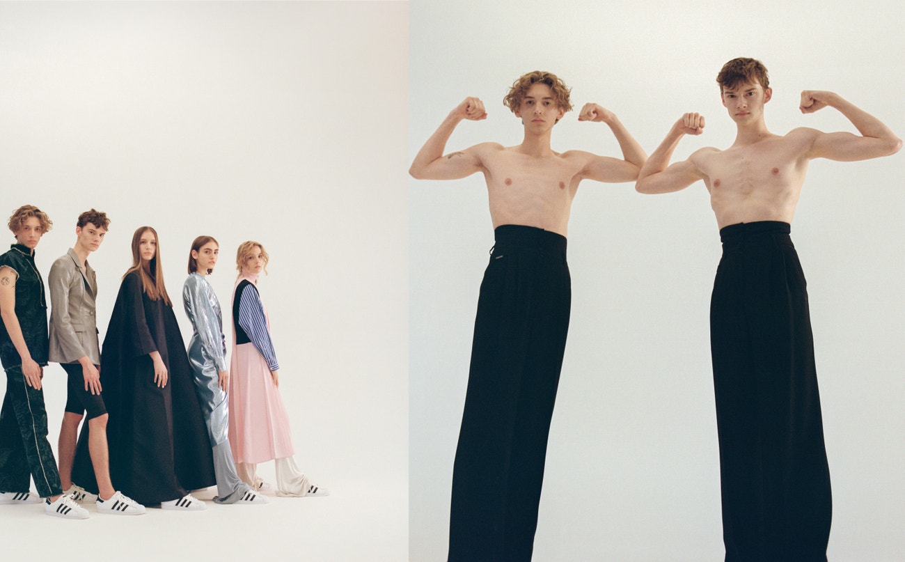 Vlevo: Jakub, kalhoty, vesta, obojí Dior; tenisky, adidas Superstar.   Matěj, sako, Laformela; kalhoty, Nehera; tenisky, adidas Superstar.  Karolina, šaty, Dior; tenisky, adidas Superstar.   Adéla, šaty, kalhoty, obojí Laformela; tenisky, adidas Superstar.   Andrea, šaty, Prada; tenisky, adidas Superstar.  Vpravo: kalhoty, obojí Dolce & Gabbana.