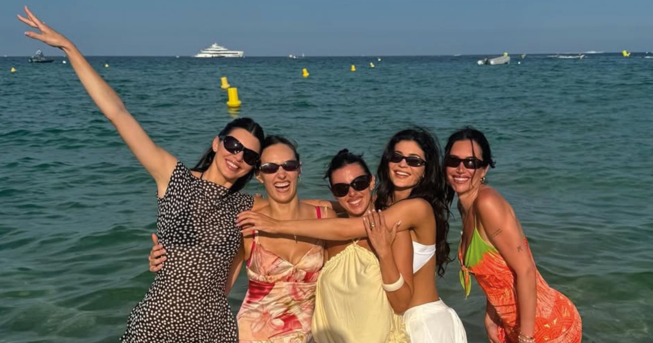 Hailey, Kendall, Dua Lipa: letní módní inspirace od celebrit