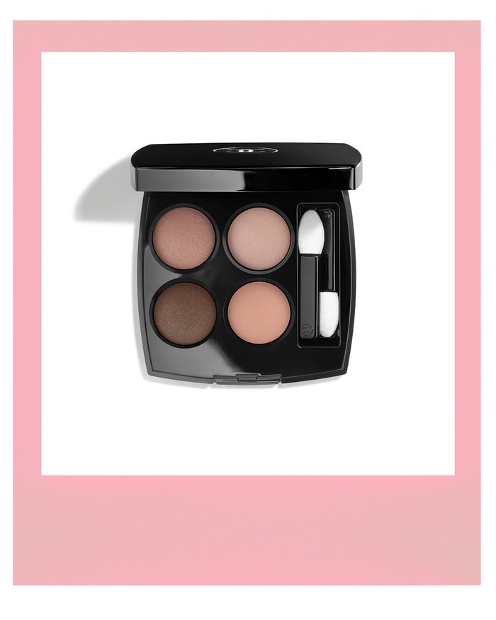 Paleta očních stínů Les 4 Ombres 352 Elemental, CHANEL, 1520 Kč Autor: Archiv značky