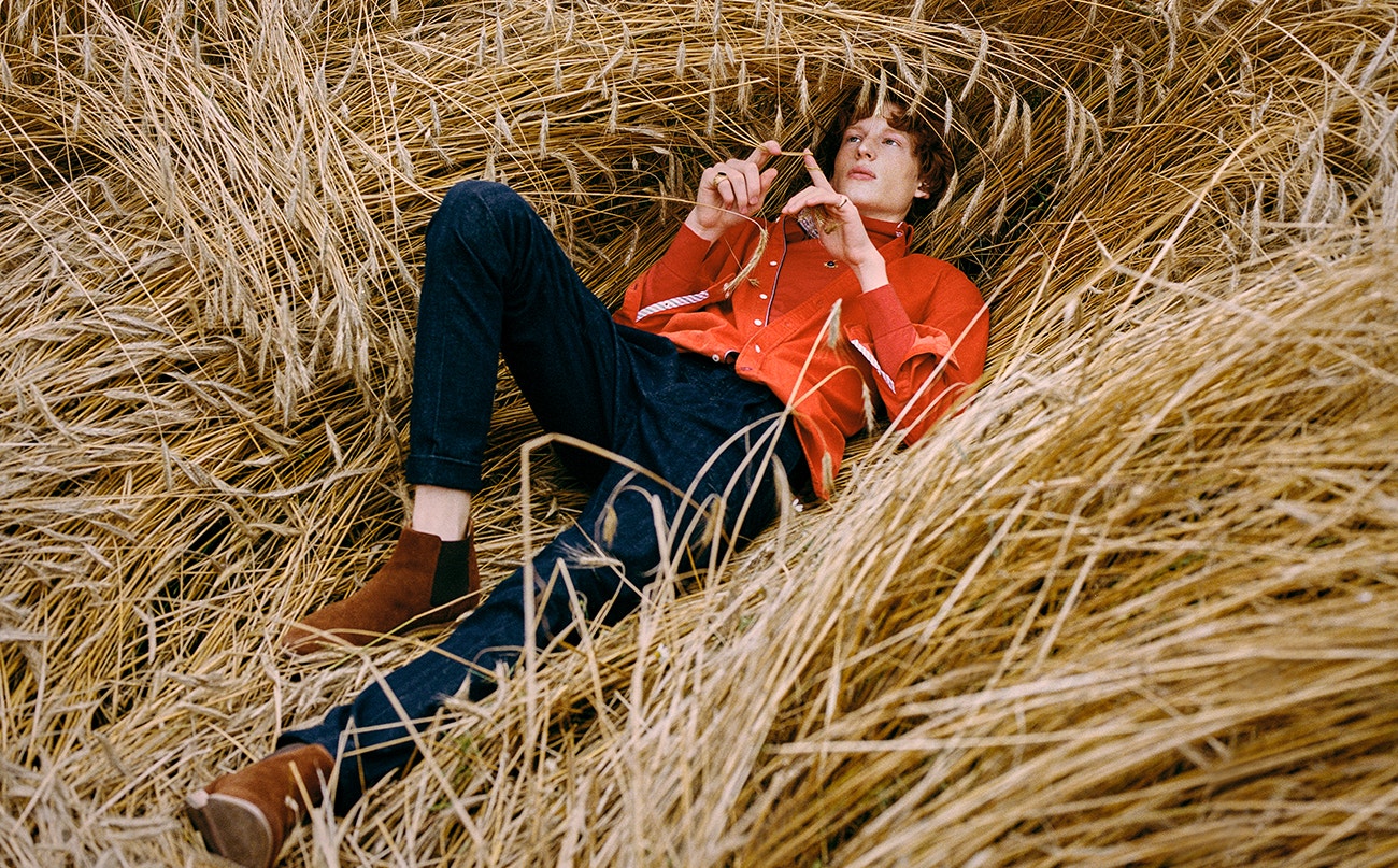 Košile, Tommy Hilfiger; rolák Boss; kalhoty, Etro; boty, Paul Smith; šperky, Anka Krystyniak.