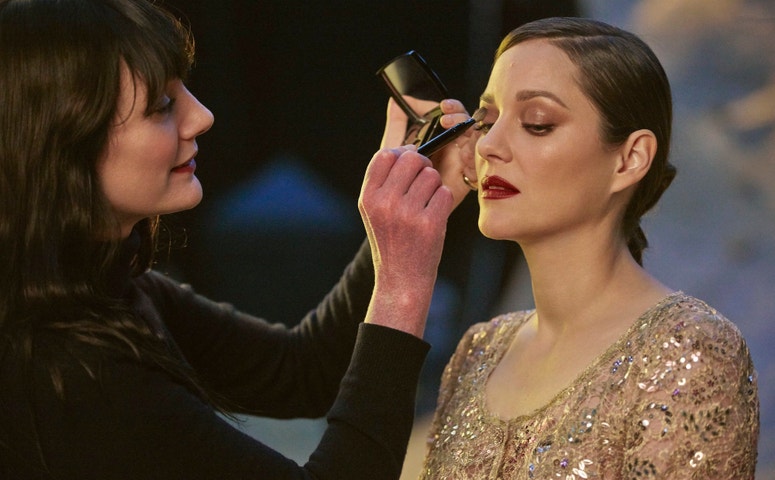 Exkluzivní pohled do zákulisí nové kampaně Chanel No. 5 s Marion Cotillard
