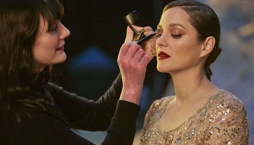 Exkluzivní pohled do zákulisí nové kampaně Chanel No. 5 s Marion Cotillard