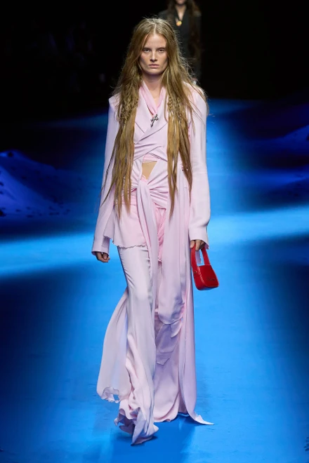 Autor: Courtesy of Blumarine