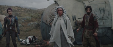 Pseudofeminismus Hollywoodu je nakažlivý, skrývá mnohá tajemství a odvádí pozornost od zákulisí velkolepých produkcí