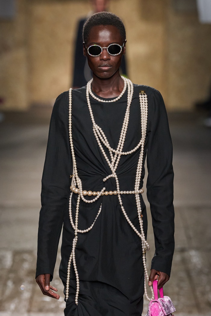 Kolekce jaro - léto 2025, MOSCHINO